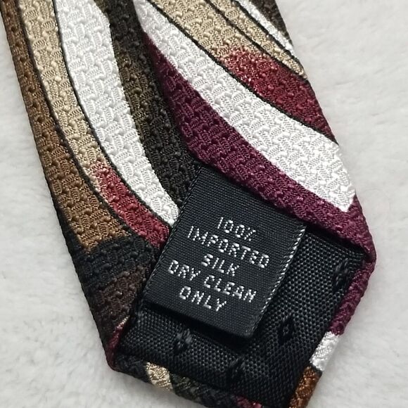 Cezani Mens Tie Necktie Imported Silk Abstract Swirl Burgundy Beige - Picture 3 of 8